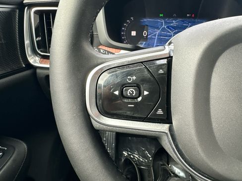 Used 2023 Volvo S60 B5 Ultimate w/ Climate Package FWD image 14