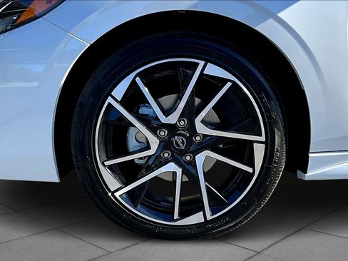 New 2025 Nissan Sentra SR image 11