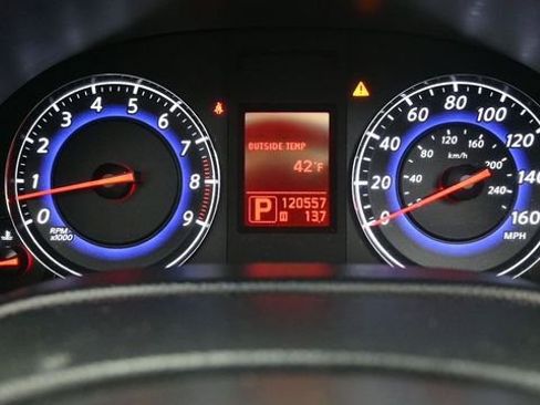 Used 2009 INFINITI G37 Convertible w/ Premium Pkg RWD image 18