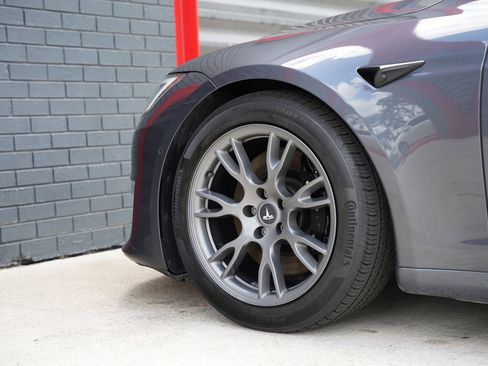 Used 2023 Tesla Model S AWD/4WD image 13