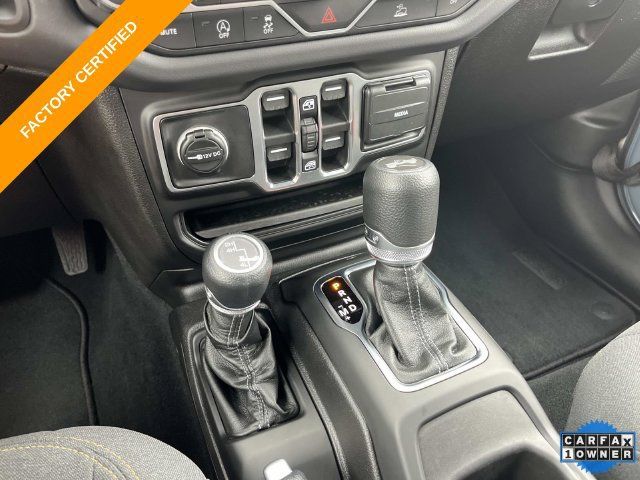 Used 2026 Jeep Wrangler Unlimited Sahara AWD/4WD image 32