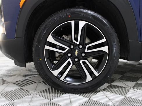 Used 2022 Chevrolet TrailBlazer LT AWD/4WD image 46