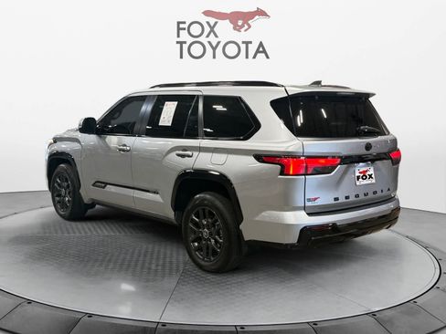 Used 2024 Toyota Sequoia Platinum AWD/4WD image 4