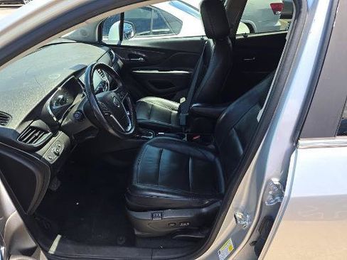 Used 2020 Buick Encore Essence AWD/4WD image 9