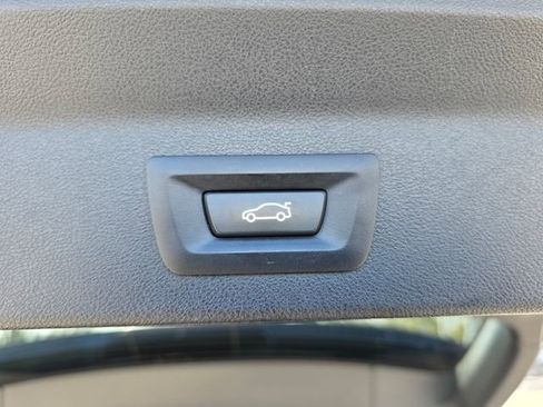 Used 2018 BMW X3 xDrive30i image 6