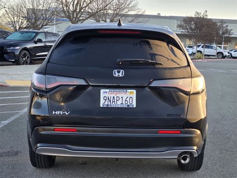 Used 2024 Honda HR-V Sport image 5
