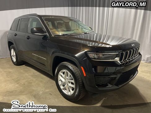 New 2025 Jeep Grand Cherokee Laredo X w/ Luxury Tech Group I image 1