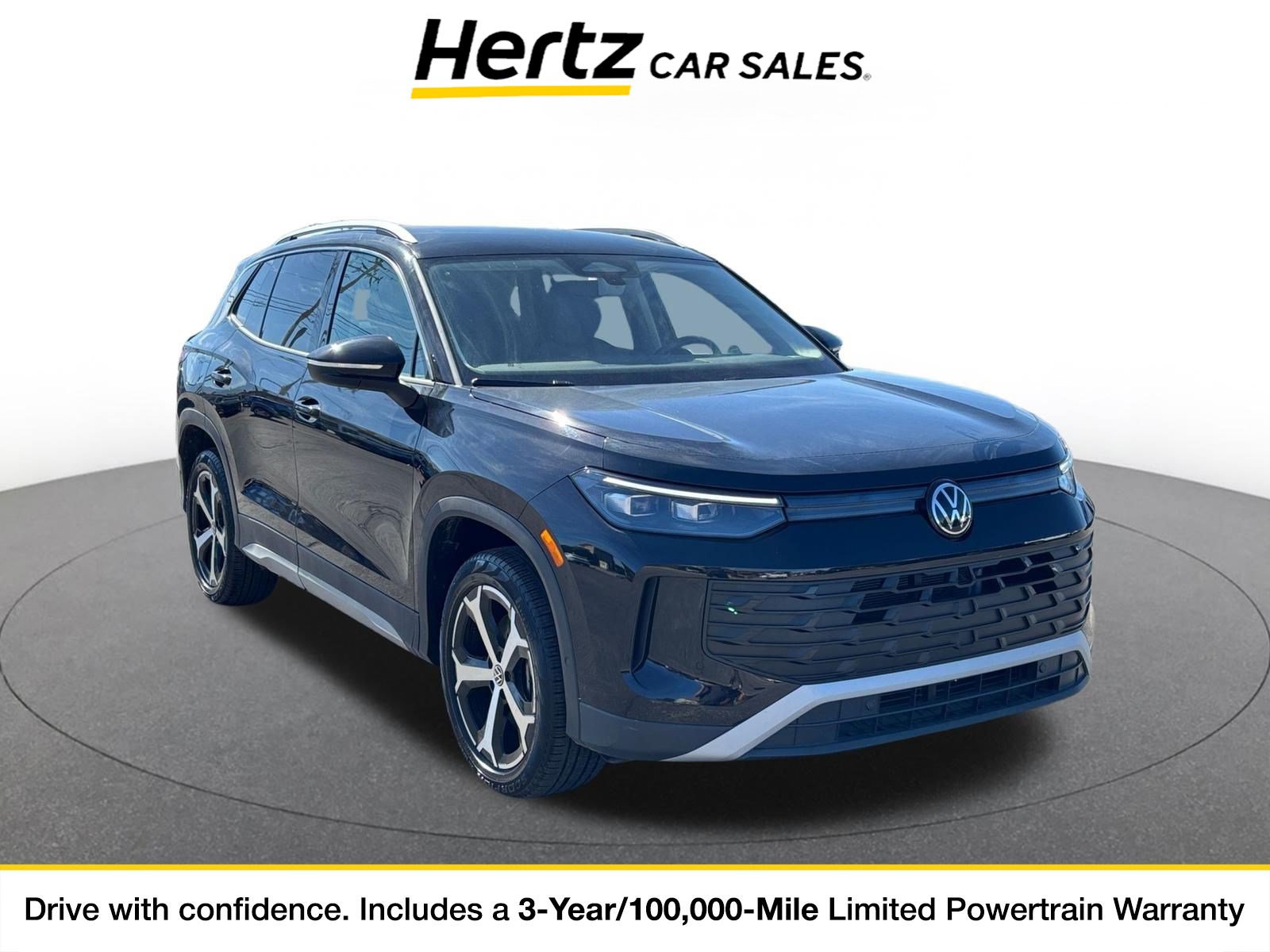 Used 2026 Volkswagen Tiguan SE AWD/4WD image 1