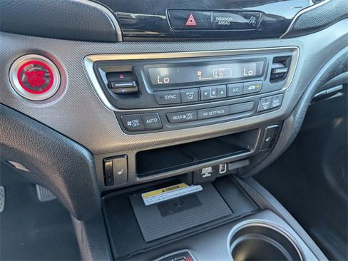 Used 2022 Honda Ridgeline RTL-E image 12