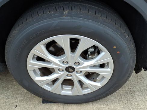 Used 2024 Ford Escape Active AWD/4WD image 4