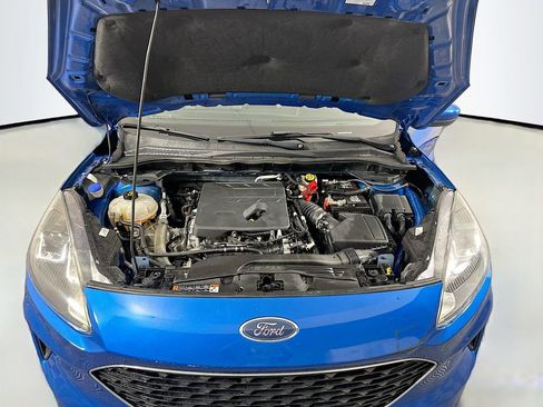 Used 2020 Ford Escape SE image 28