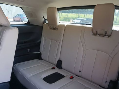 Used 2023 INFINITI QX60 Luxe w/ Cargo Package FWD image 16