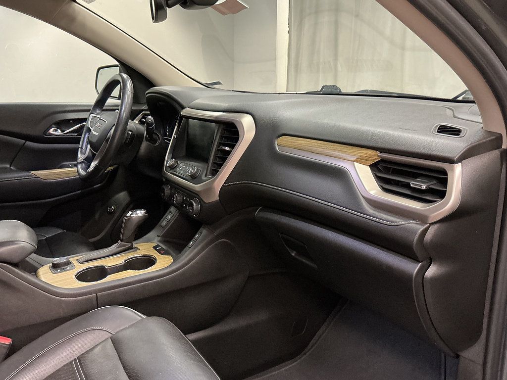 Used 2018 GMC Acadia Denali AWD/4WD image 31