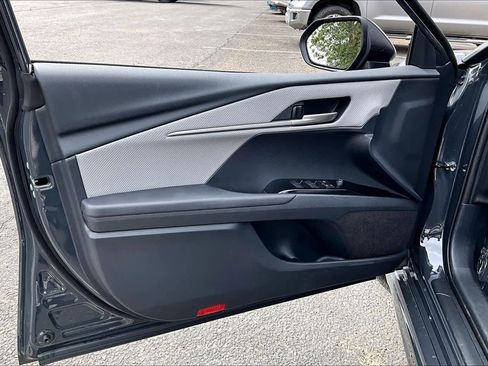 Used 2026 Toyota Camry SE w/ Convenience Package image 19