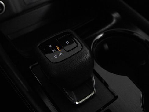 Used 2023 Nissan Rogue SL w/ SL Premium Package image 26