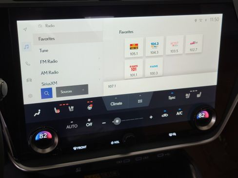 Used 2024 Lexus RZ 300e Premium image 21