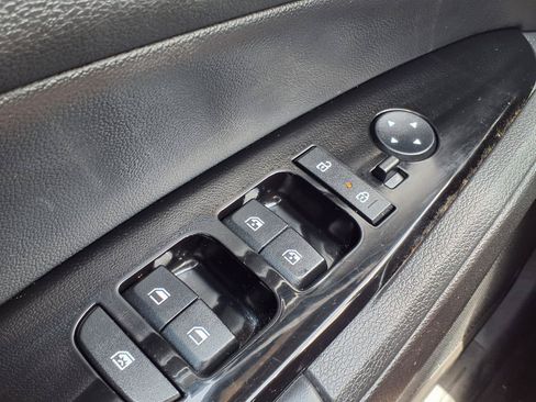 Used 2023 Kia Sportage EX FWD image 28