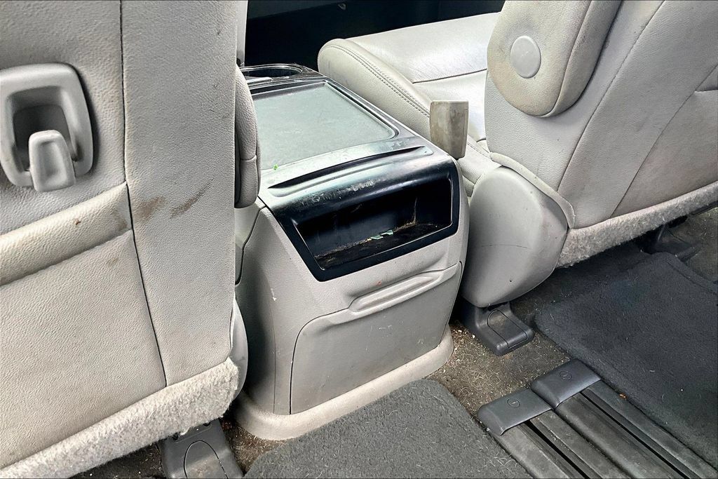 Used 2015 Toyota Sienna XLE FWD image 10