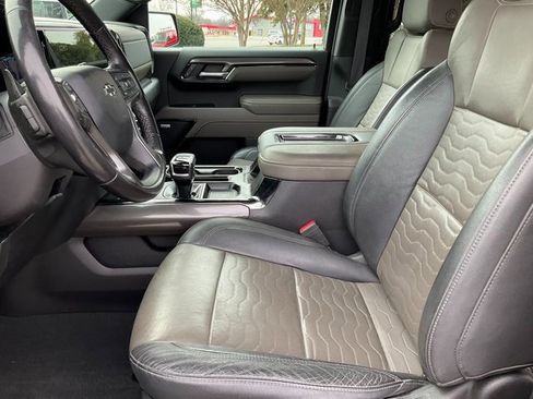 Used 2022 Chevrolet Silverado 1500 ZR2 image 5