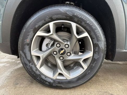 New 2026 Chevrolet Trax LT w/ LT Convenience Package image 11