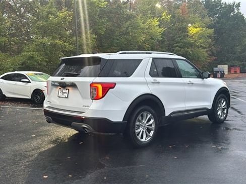 Used 2024 Ford Explorer Limited image 29