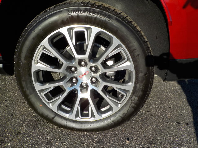 New 2026 GMC Yukon Denali w/ Denali Reserve Package AWD/4WD image 10