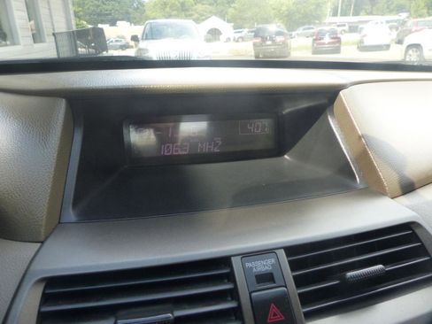 Used 2009 Honda Accord LX image 21