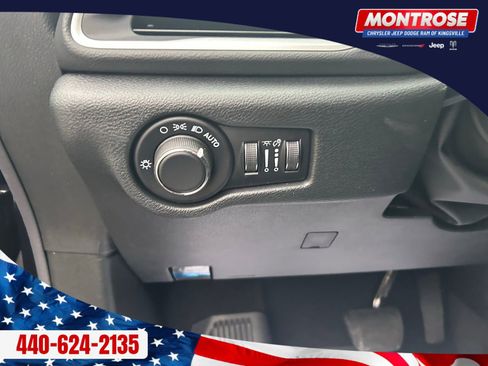 New 2026 Chrysler Voyager LX FWD image 13