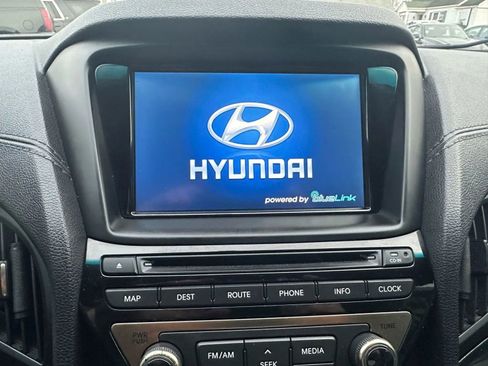 Used 2013 Hyundai Genesis 2.0T RWD image 21