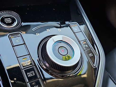 Used 2023 Kia Niro EX w/ EX Cold Weather Package image 14