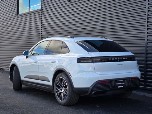 New 2026 Porsche Macan Electric image 3