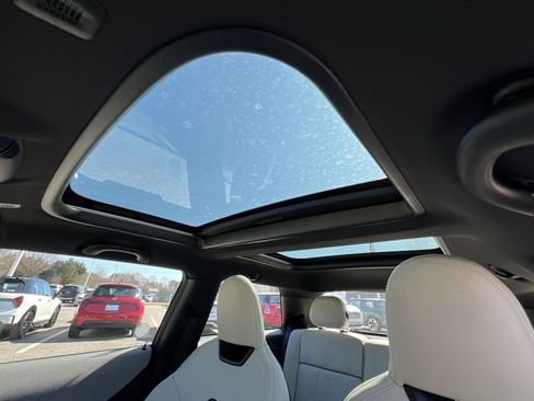 Certified 2025 MINI Cooper S image 21