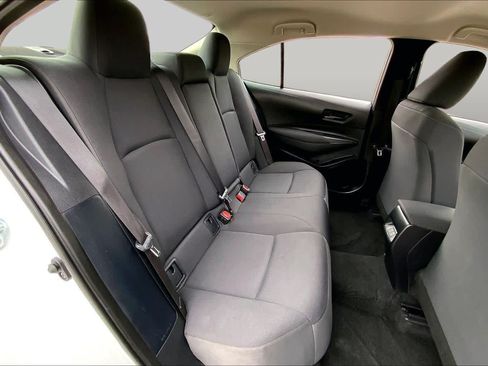 Used 2025 Toyota Corolla LE FWD image 19