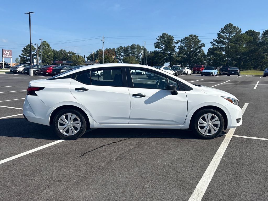 Used 2025 Nissan Versa S FWD image 25