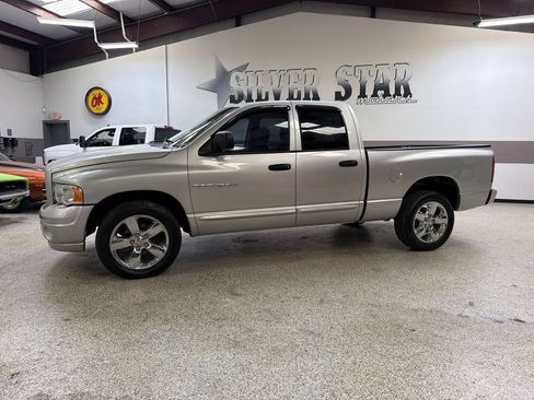 Used 2005 Dodge Ram 1500 Truck SLT w/ Quad Cab Big Horn Value Group RWD image 2