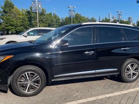 Used 2017 INFINITI QX60 Luxe AWD/4WD image 3