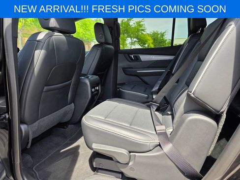 Used 2025 Buick Enclave Sport Touring image 15