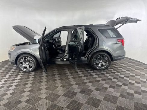 Used 2018 Ford Explorer Sport w/ Equipment Group 401A AWD/4WD image 11