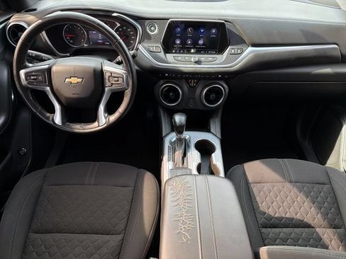 Used 2020 Chevrolet Blazer LT FWD image 9