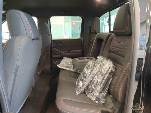 New 2026 Nissan Frontier PRO-4X w/ Pro-4x Convenience Package image 12