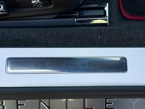 Used 2020 Bentley Continental GT V8 AWD/4WD image 33
