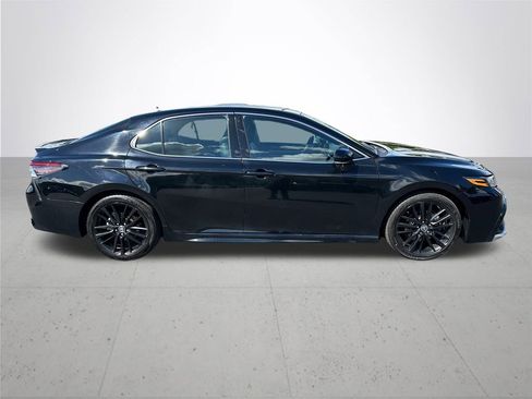 Used 2023 Toyota Camry XSE FWD image 6
