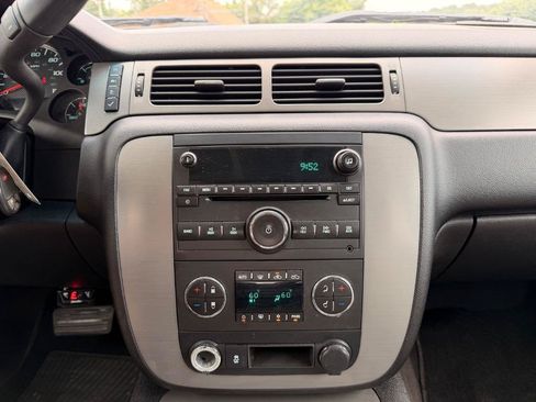 Used 2012 GMC Sierra 1500 SLT w/ All-Terrain Package AWD/4WD image 7