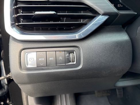 Used 2025 GMC Acadia Elevation image 23