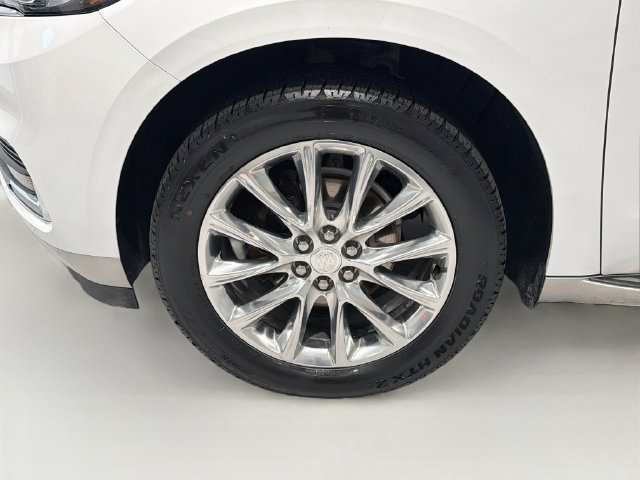 Used 2020 Buick Enclave Premium w/ Sun and Sites Package FWD image 26