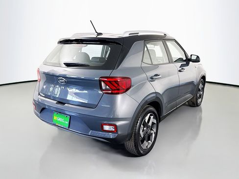 Used 2026 Hyundai Venue SEL image 10