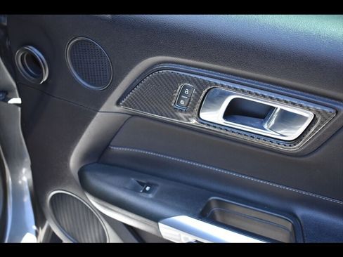 Used 2018 Ford Mustang GT w/ Equipment Group 301A RWD image 28