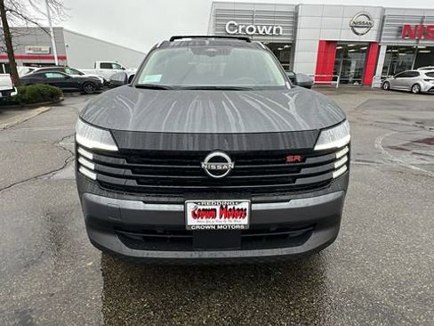 New 2025 Nissan Kicks SR w/ Illumination Package image 9