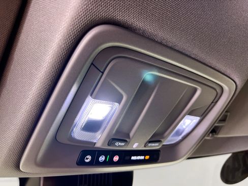 Used 2024 Chevrolet Silverado 1500 LT RWD image 22