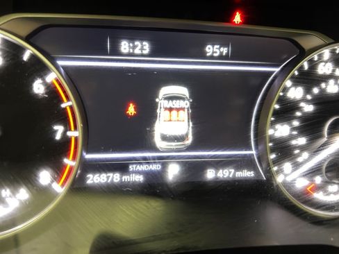 Used 2023 Nissan Rogue SL w/ SL Premium Package FWD image 10